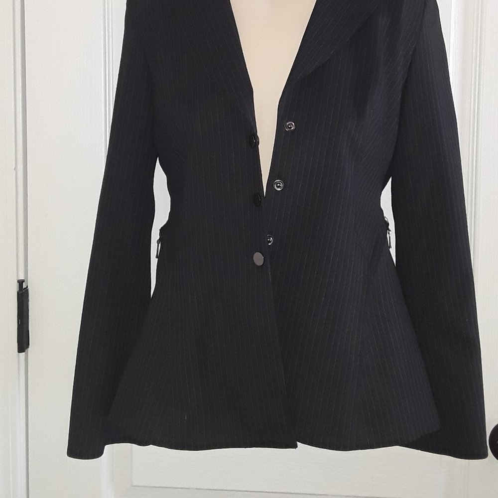 bebe suiting